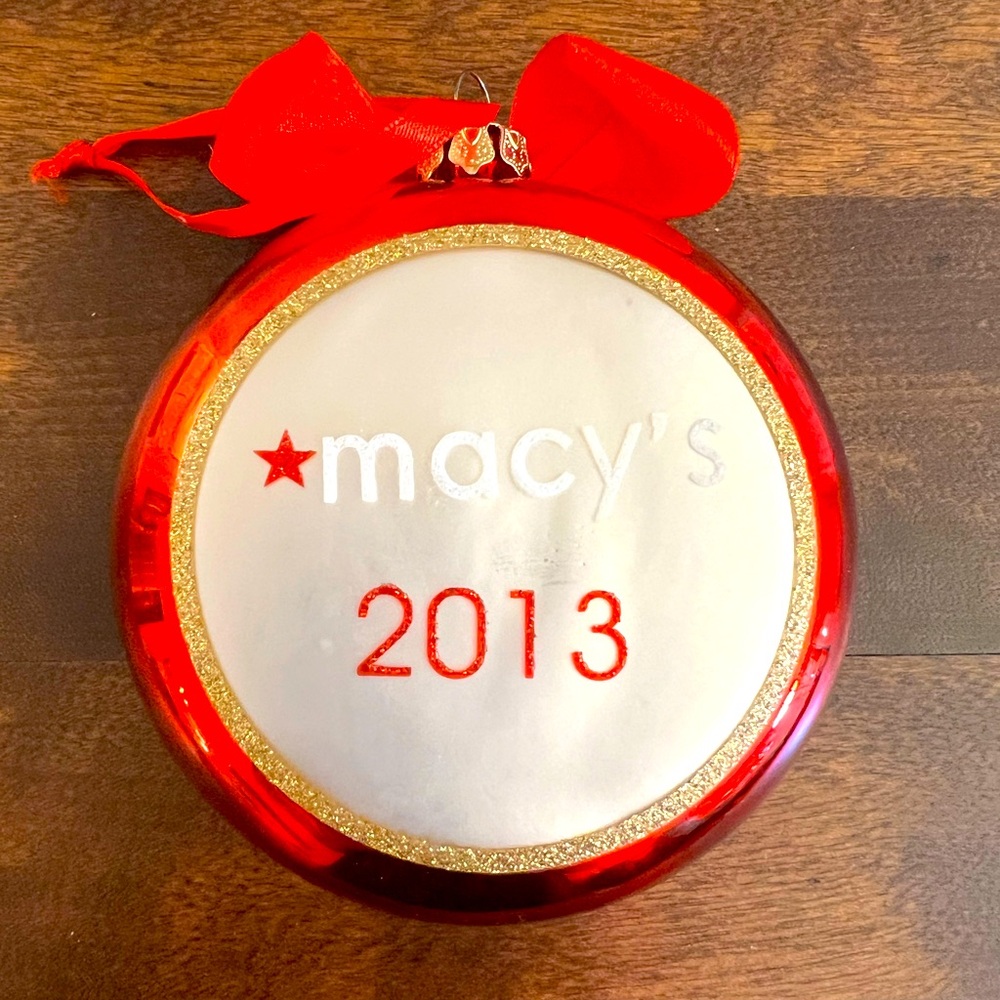 Macys store 2013 limited edition blown glass Christmas tree holiday ornament